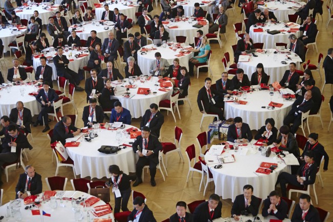 Governor introduced his region to China Investment Forum 2013