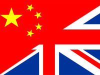 英国首相与国务委员杨洁篪商讨深化合作关系